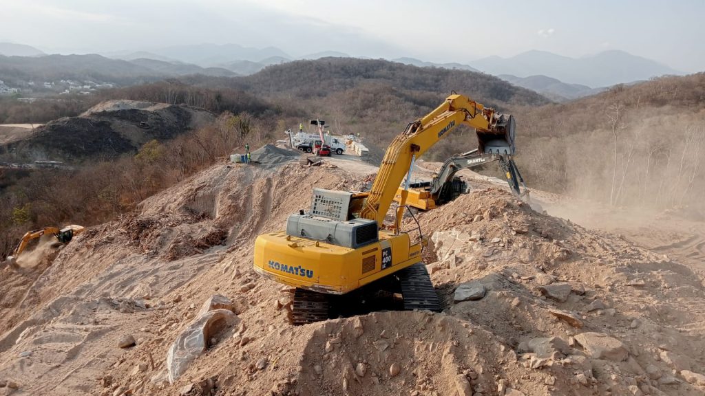 Trabajos de terracería en obra